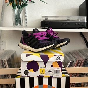 ADIDAS ULTRABOOST 2.0 SHOCK PURPLE